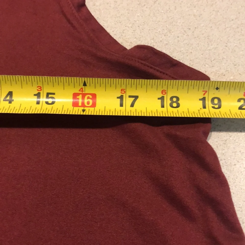 FLEXURE BODYWEAR CROP TOP BELIEVE IN YOURSELF PRINTED GRAPHIC MAROON SIZE LARGE
